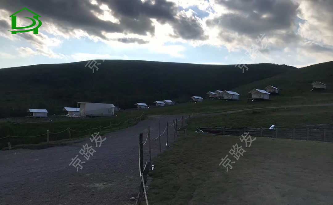 草原营地帐篷